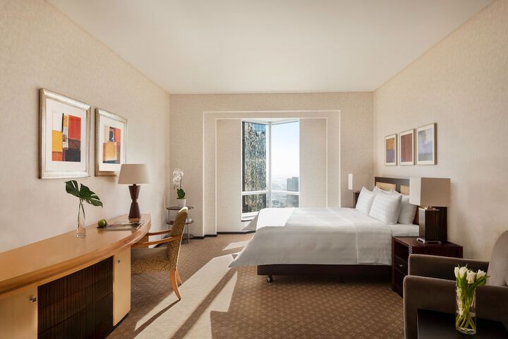 Room 4 of 48