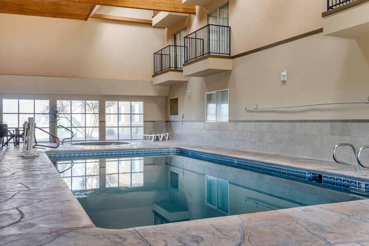 Pool 27 of 36