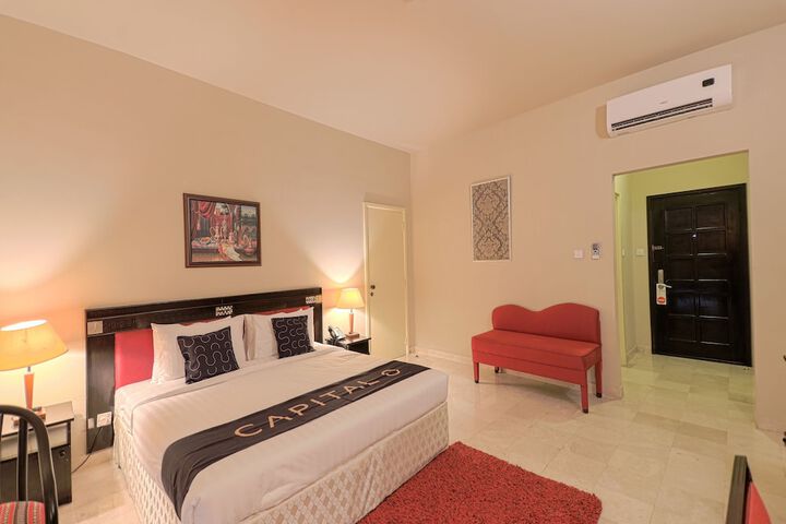 Room 15 of 68