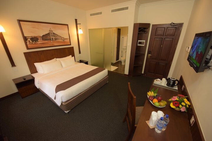 Room 7 of 67