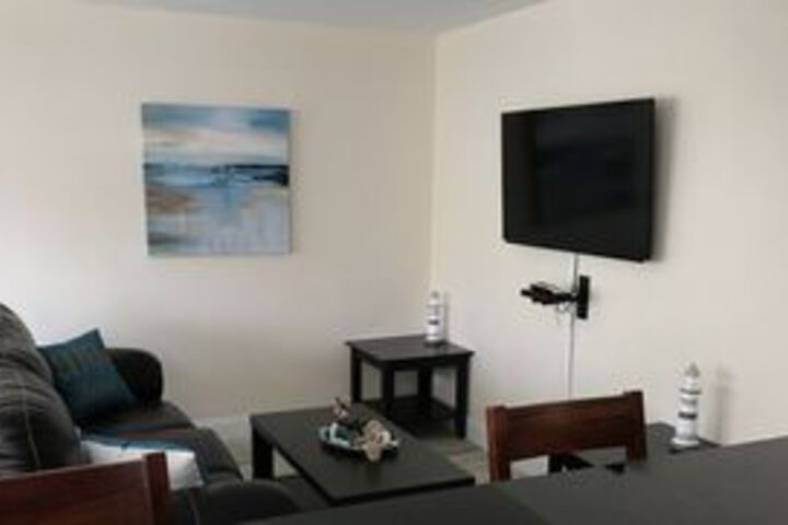 Room 28 of 34