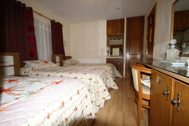 Room 13 of 45