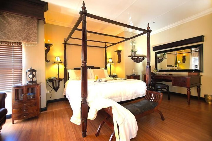 Room 10 of 61