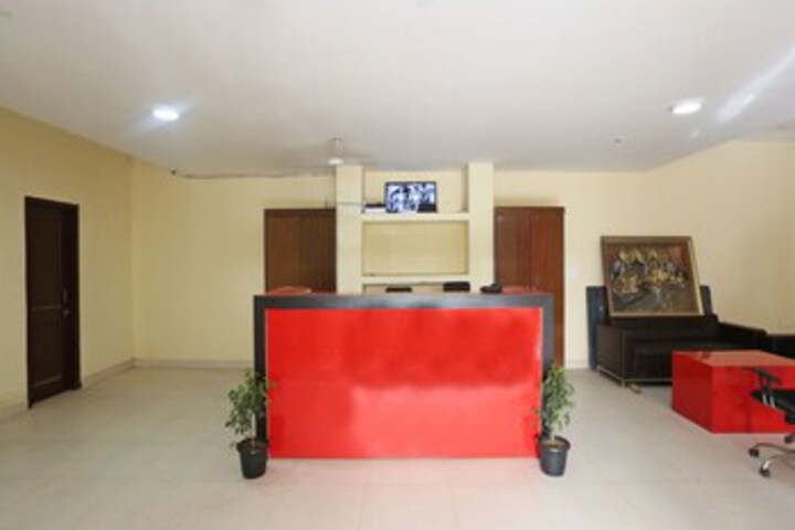 Hotel Interior 9 of 25