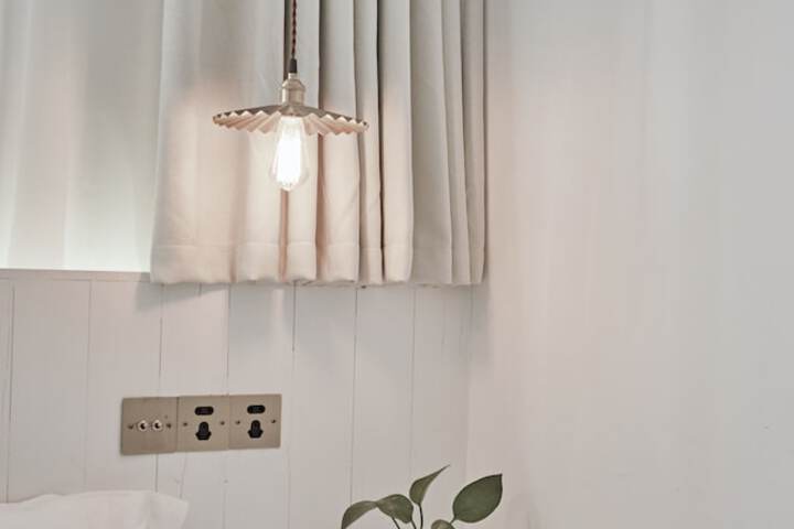 Room 19 of 58