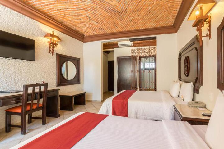 Photo 18