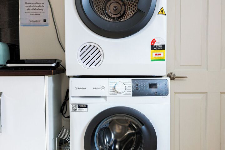 Laundry 7 of 27