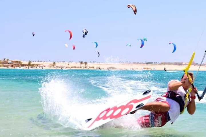 Surfing/boogie boarding