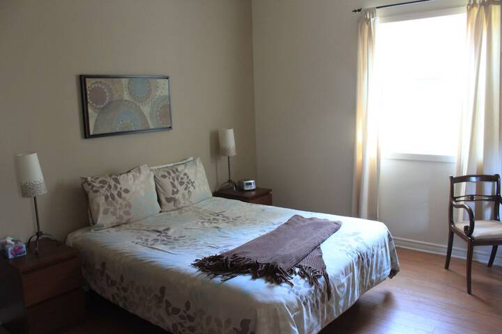 Room 11 of 60