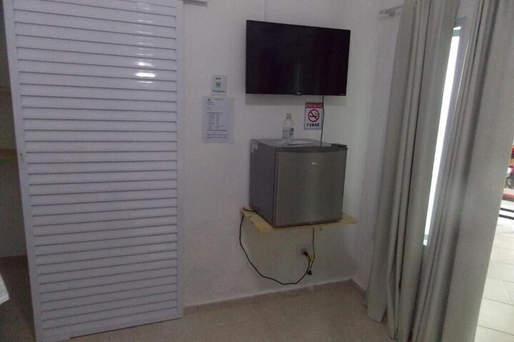 Room 4 of 22