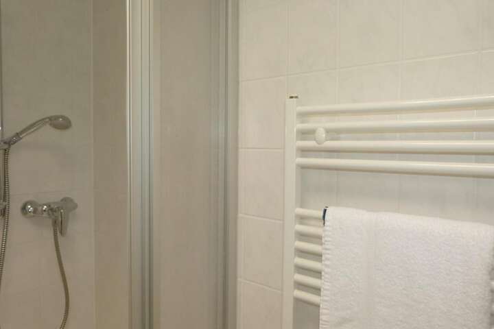 Room 21 of 60