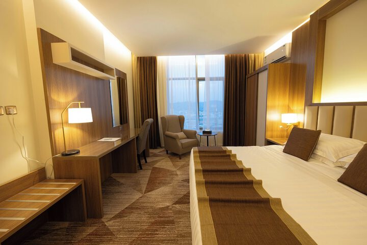 Room 26 of 64