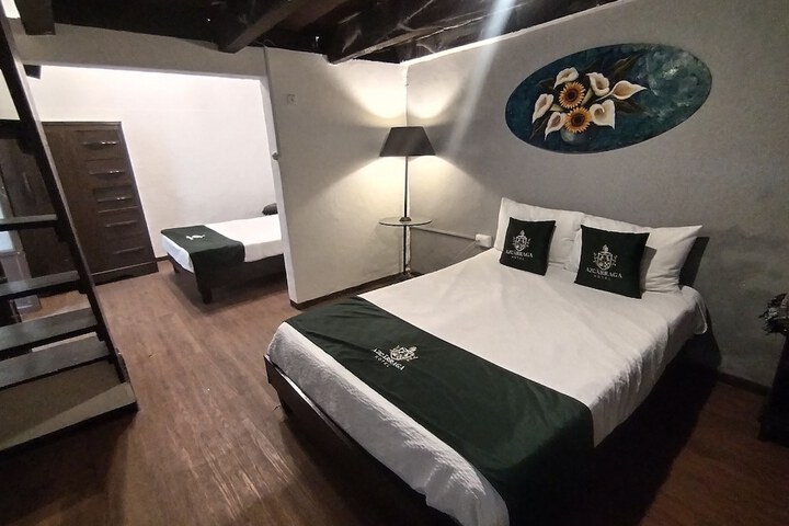Room 3 of 12