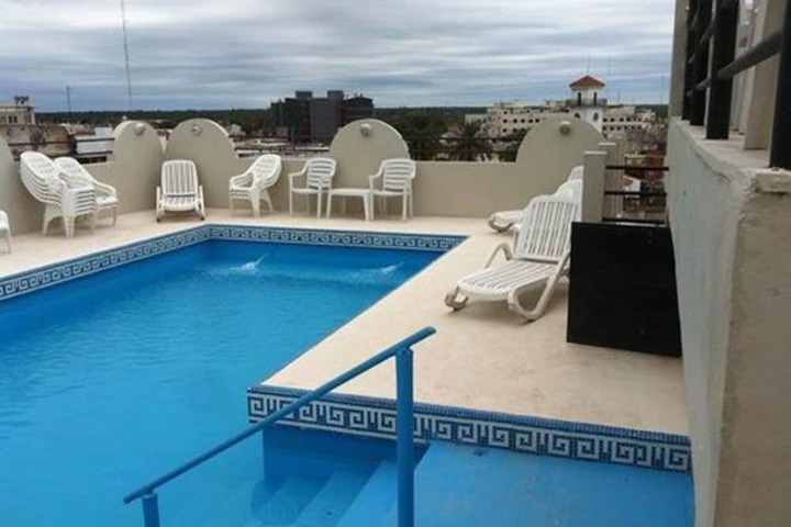 Pool 42 of 58