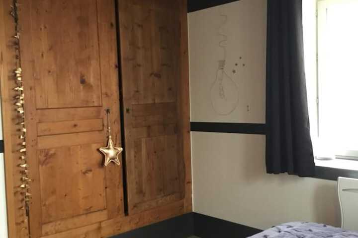 Room 8 of 52