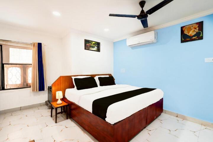 Super Collection O Anantapur Near Sapthagiri Circle