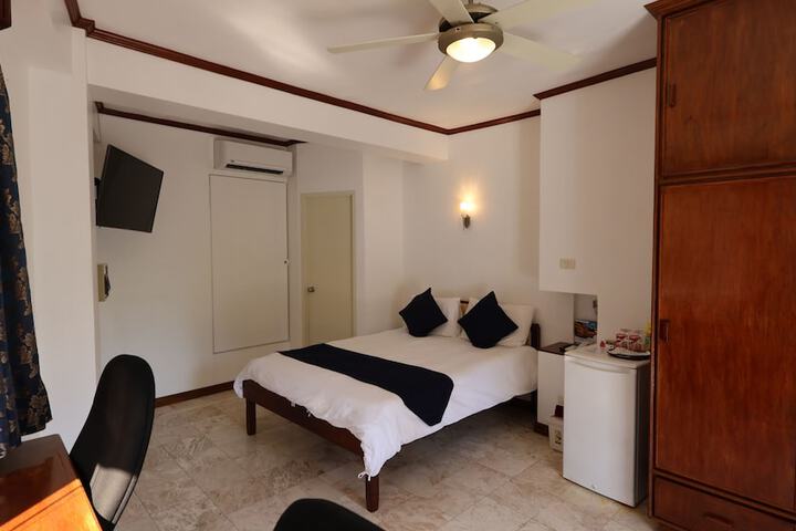 Room 21 of 65