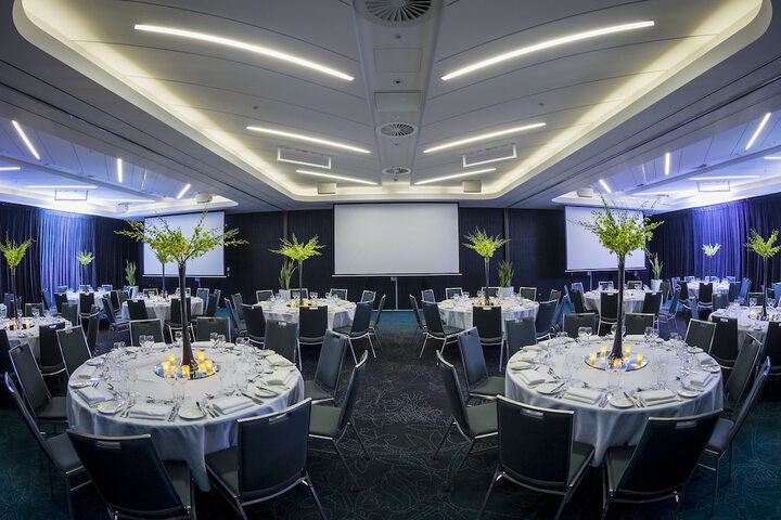 Ballroom/Hall 56 of 70