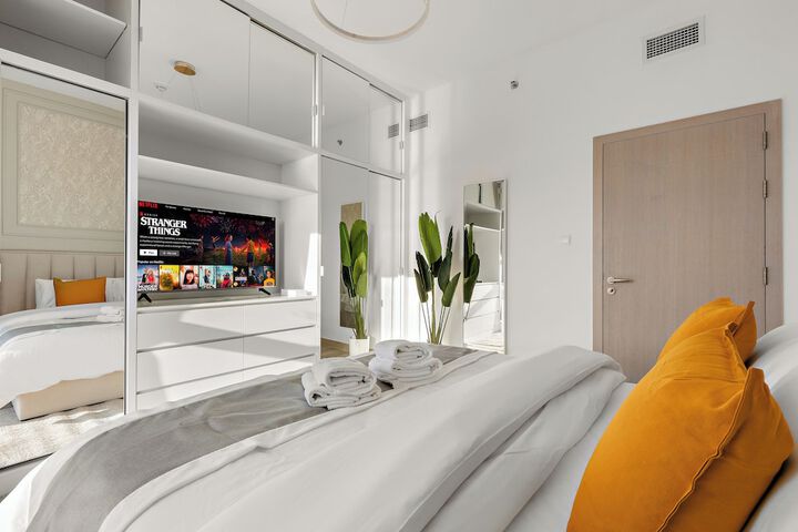 Room 95 of 662