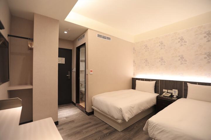 Room 29 of 79