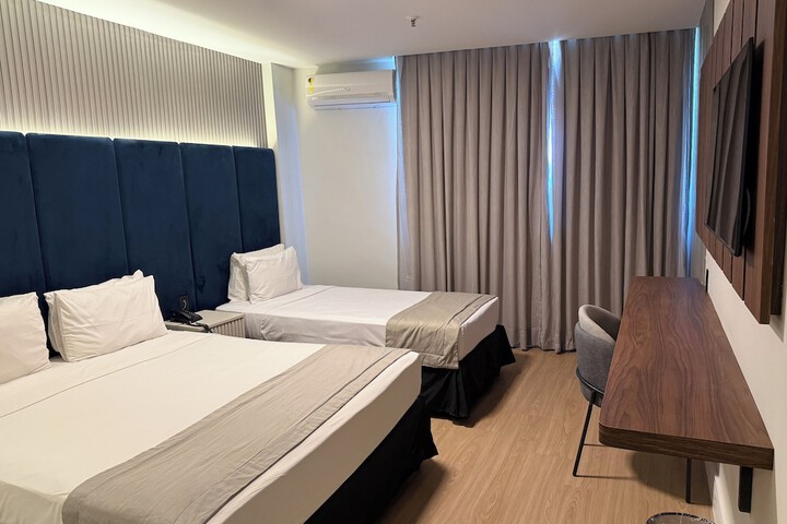 Room 37 of 130