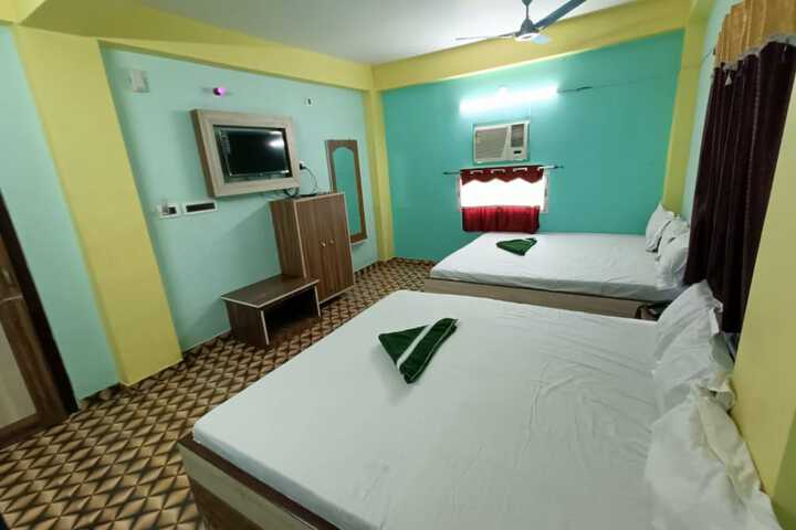 Room 3 of 11