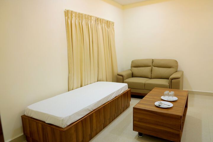 Room 11 of 21