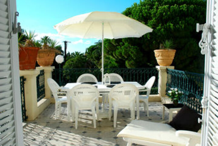 Terrace/Patio 4 of 234