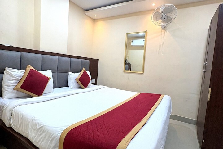 Room 2 of 14