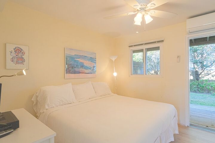 Room 25 of 152