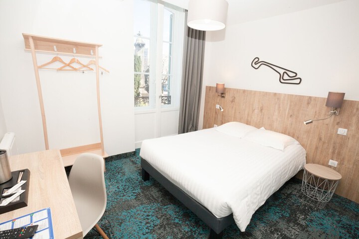 Room 14 of 41