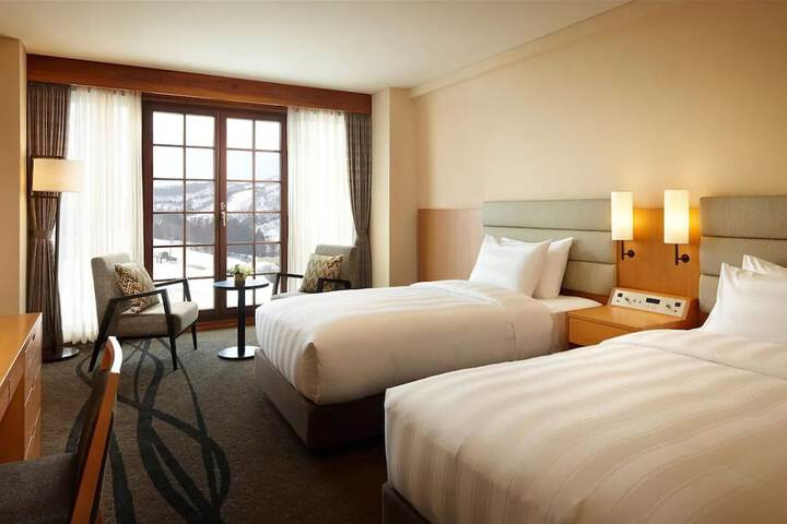 Room 29 of 223