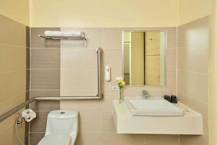 Room 20 of 32