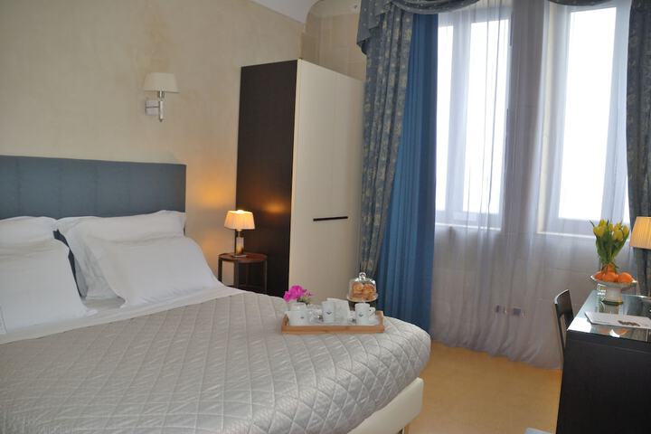 Room 19 of 94
