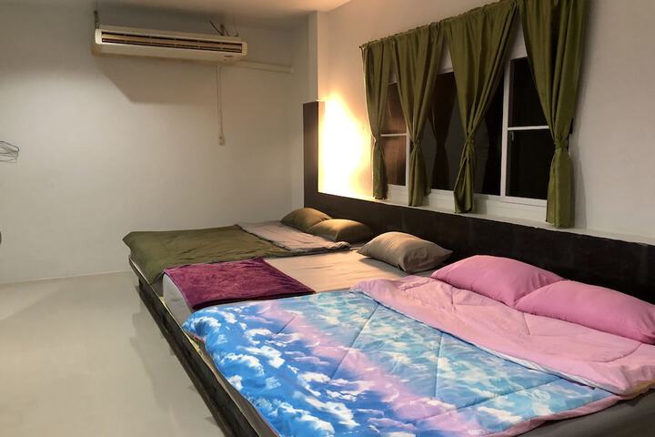 Room 36 of 47