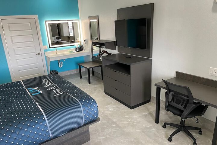 Room 9 of 70