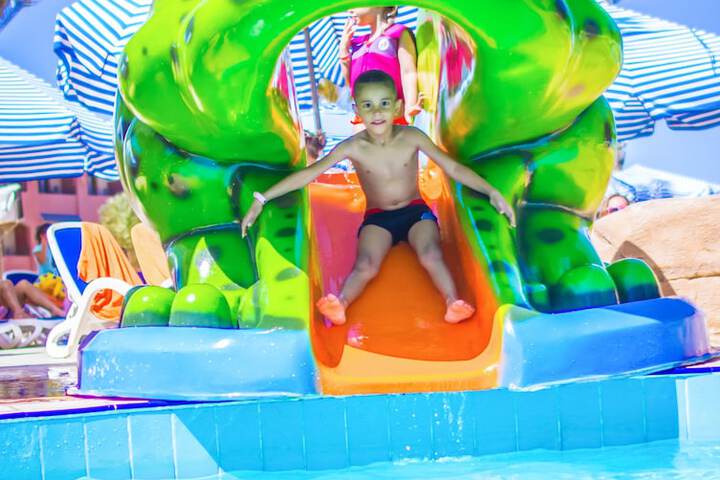 Pool 54 of 140