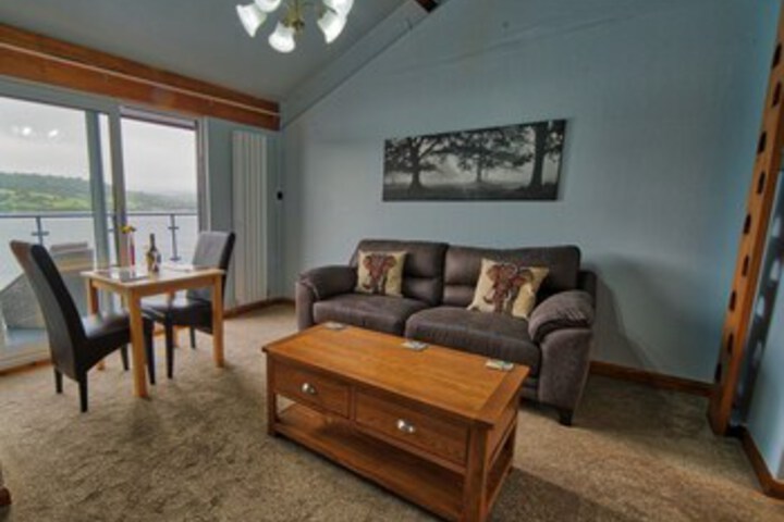 Room 28 of 120