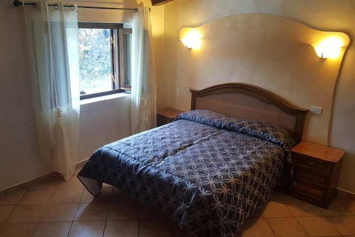 Room 8 of 43