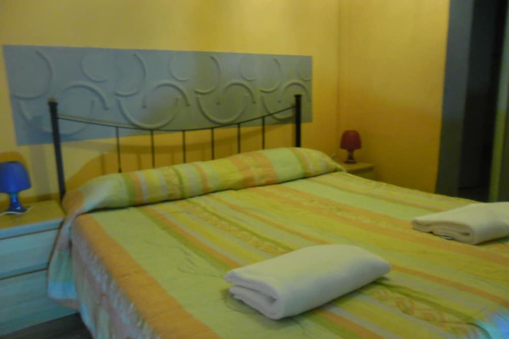 Room 7 of 37