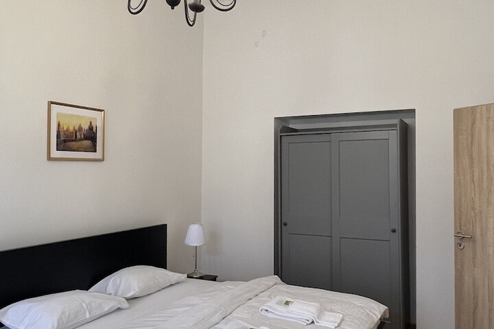 Room 64 of 236