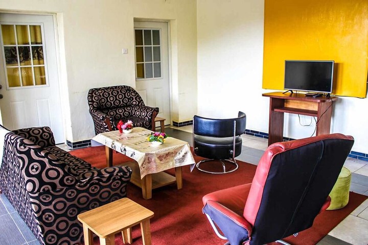 Room 15 of 28