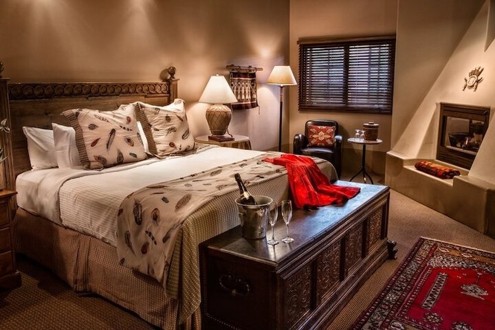 Room 3 of 27