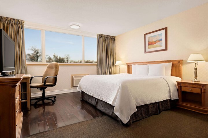 Room 5 of 29