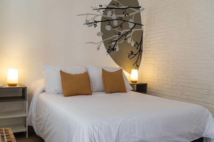 Room 8 of 50