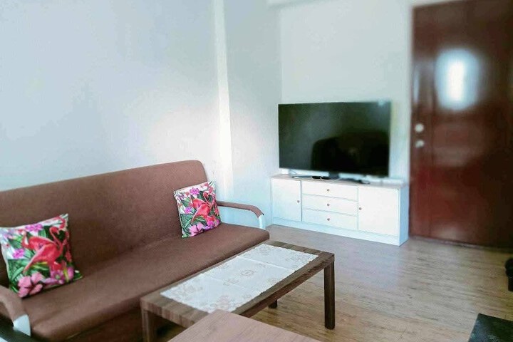 Room 4 of 15
