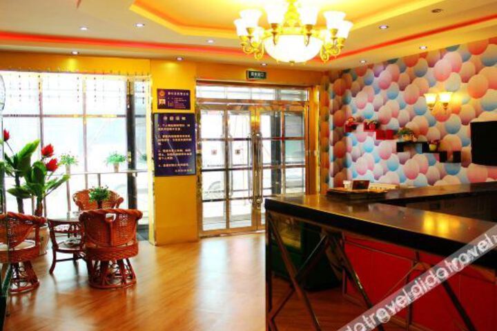 Hotel Interior 4 of 36