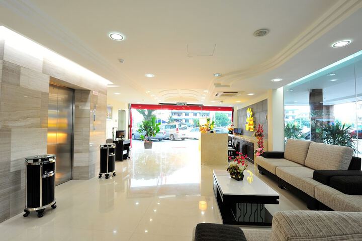 Hotel Lobby