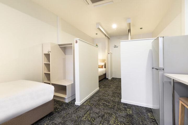Room 65 of 156