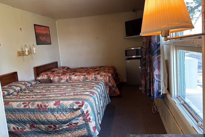 Room 7 of 17